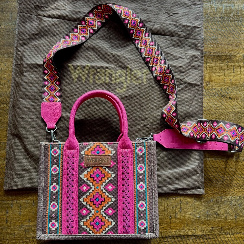 NWOT Wrangler Pink and Brown Purse